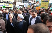 President joins revolution anniversary demonstrators