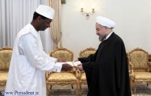 Submitting credential of new ambassador of Guinea Conakry