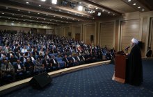 President in an iftar ceremony with artistes