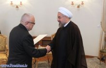 Submitting credential of  New Kyrgyz ambassador