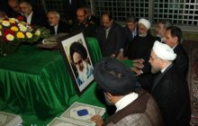 President and his cabinet pay tribute to late Imam Khomeini