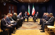 دکتر پزشکیان: آماده گفتگوی شفاف برای رفع هر گونه نگرانی یا موانع توسعه روابط با جهان هستیم/ رئیس جمهور بلغارستان: از عزم جمهوری اسلامی ایران برای احیای روابط با اتحادیه اروپا خرسندیم