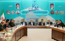 مدارس امروز به جای تربیت انسان‌های جامع‌نگر، افراد تک‌بعدی پرورش داده‌اند