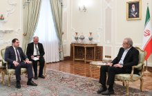 دیدار وزیر دفاع ارمنستان با رئیس جمهور