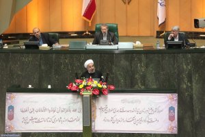 حضور در اولین جلسه مجلس برای بررسی صلاحیت وزرای پیشنهادی دولت یازدهم(1)