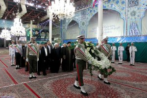 تجدید میثاق دکتر روحانی و اعضای دولت با آرمان های امام
