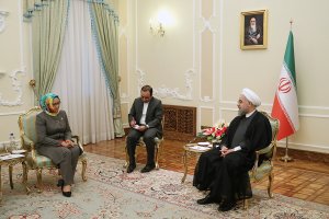 ظرفیت ها و توانمندیهای تهران - جاکارتا باید برای توسعه مناسبات اقتصادی فعال شوند/ همکاری ایران و اندونزی برای حل مشکلات جهان اسلام موثر است