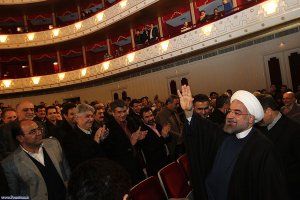 دیدار جمعی از هنرمندان و اعضای تشکل های فرهنگی و هنری با رییس جمهور- ۲