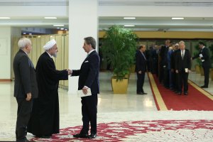  حضور در جمع سفرا، روسای نمایندگی‌های خارجی و سازمان‌های بین‌المللی