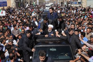 استقبال پرشور اهالی دارالعباده یزد از کاروان تدبیر و امید