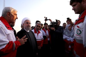 بازدید از یکی از پایگاه های امداد و نجات جمعیت هلال احمر در مسیر اتوبان سمنان - تهران