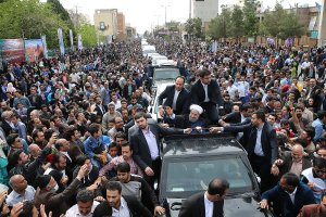 استقبال مردمی