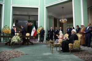 تهران و سئول 19 سند همکاری امضا کردند