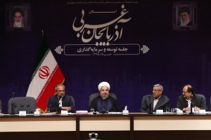 کارآفرینان برای بهره گیری از فرصت های جدید به میدان بیایند/ امور کشور تا جایی که ممکن است باید به مردم واگذار شود/ راهی جز صندوق رای برای حل اختلافات و مشکلات وجود ندارد