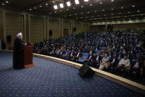 رییس جمهوری در ضیافت افطار با اصحاب رسانه 