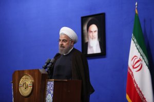 ضیافت افطار با جوانان و دانشجویان