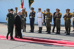 بازدید رییس جمهوری از توانمندیهای وزارت دفاع در حوزه هوایی