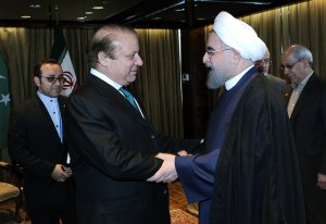 دکتر روحانی در دیدار نخست وزیر پاکستان