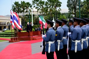 استقبال رسمی ازسوی نخست وزیر تایلند