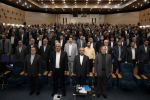   دکتر نهاوندیان در جلسه سرمایه گذاری و توسعه استان مرکزی