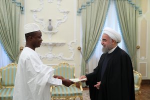 تقدیم استوارنامه سفیر سیرالئون