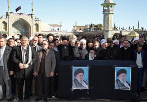 حضور دکتر روحانی در مراسم تشییع پیکر آیت الله العظمی موسوی اردبیلی