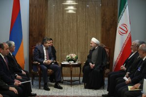 دکتر روحانی در دیدار  نخست وزیر ارمنستان
