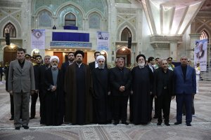 دکتر حسن روحانی در مرقد مطهر بنیانگذار کبیر انقلاب اسلامی و حضرت آیت الله هاشمی رفسنجانی