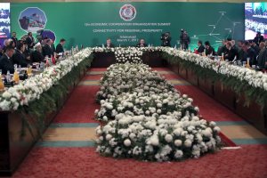 آغاز به کار اجلاس سران کشورهای عضو سازمان اکو در اسلام آباد