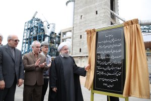 افتتاح کارخانه سیمان باقِران  در شهرستان درمیان