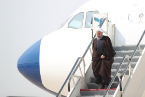 رییس جمهور وارد عسلویه شد