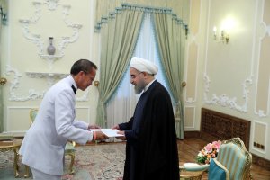 تقدیم استوارنامه سفیر تایلند