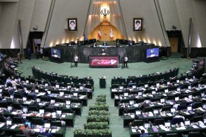 دفاع از وزرای پیشنهادی در مجلس شورای اسلامی