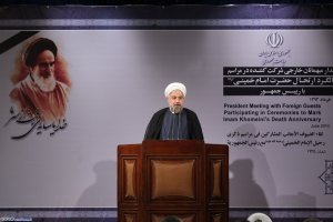 مسلمانان برای اهتزاز پرچم اسلام متحد شوند