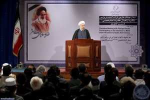 دیدار با میهمانان‌ خارجی شرکت‌کننده در مراسم سالگرد ارتحال حضرت‌ امام‌خمینی (ره)
