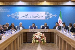 دکتر نهاوندیان در شورای گفتگوی دولت و بخش خصوصی استان لرستان