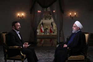 گفت و گوی زنده تلویزیونی با مردم