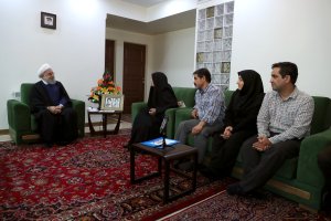 دیدار صمیمی دکتر روحانی با خانواده معظم شهیدان ملاعباسی