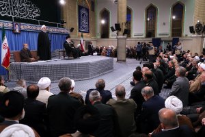 دکتر روحانی در دیدار مسوولان نظام، سفرای کشورهای اسلامی و‌ میهمانان کنفرانس وحدت اسلامی با رهبر معظم انقلاب