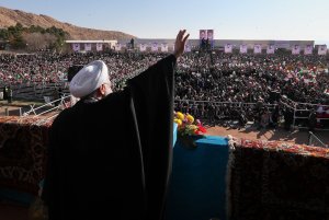  رئیس جمهور در ورزشگاه شاهرود