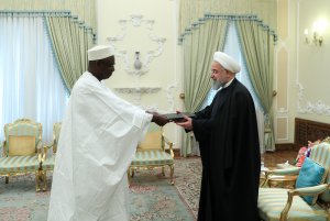 تقدیم استوارنامه سفیر مالی