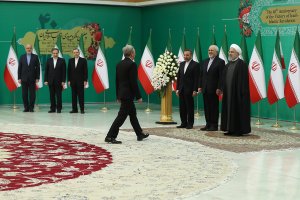سفرای خارجی مقیم تهران سالروز پیروزی انقلاب اسلامی را به رئیس‌جمهوری تبریک گفتند
