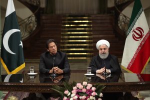 رئیس جمهور در نشست مطبوعاتی با نخست وزیر پاکستان