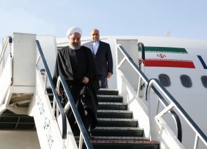 دکتر روحانی وارد کرمانشاه شد