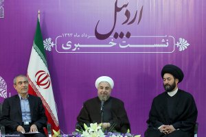 نشست خبری پایان هفتمین سفر استانی کاروان تدبیر و امید به استان اردبیل