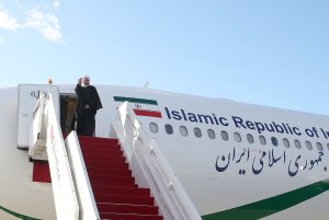دکتر روحانی کوالالامپور را به مقصد توکیو ترک کرد