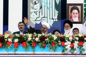  سخنرانی در اجتماع مردم