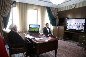 ویدئو کنفرانس رییس جمهور با فرماندهی پلیس راهور کشور ، مراکز درمانی و کارخانه تولید لوازم بهداشتی در چهار استان کشور