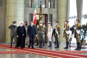 استقبال رسمی رئیس جمهوری اسلامی ایران از نخست وزیر عراق