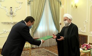 تقدیم استوارنامه سفیر سوریه